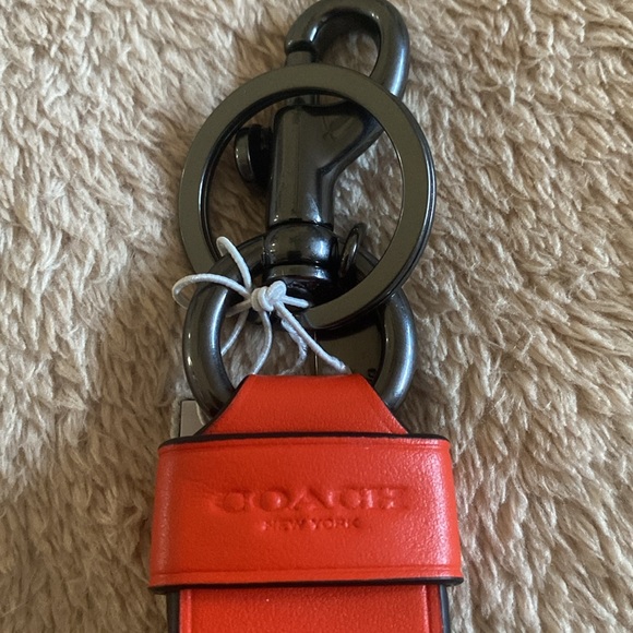 Keychain by Coach - Picture 3 of 4